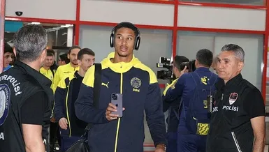Fenerbahçe kafilesi Adana'ya geldi