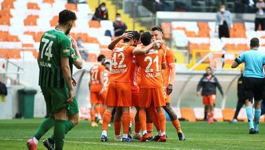 Adanaspor Akhisarspor 3-1 (MAÇ SONUCU - ÖZET)