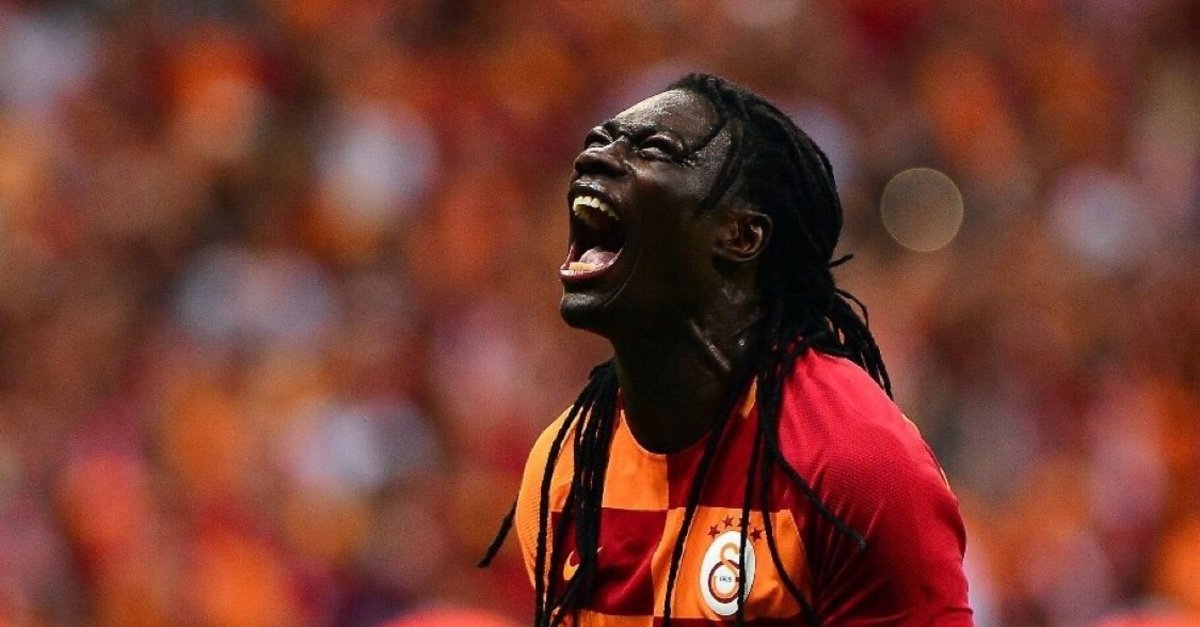 Bafetimbi Gomis Galatasaray için yola çıktı! - Fotomaç