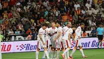 Aslan seriye bağladı
