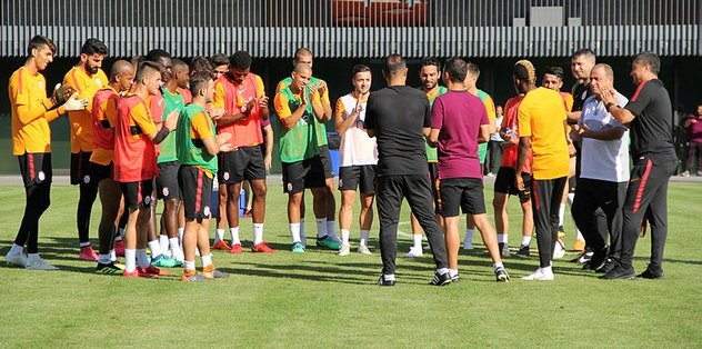 Galatasaray'da yaprak dökümü