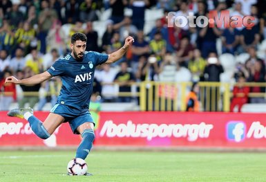 Fenerbahçe’de transferi Tolga Ciğerci duyurdu!
