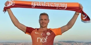 Milli takımda şok