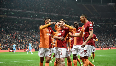 Galatasaray'ın golü VAR incelemesinin ardından geçerli sayıldı! İşte o pozisyon