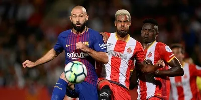 Barcelona, rakibin attığı gollerle kazandı