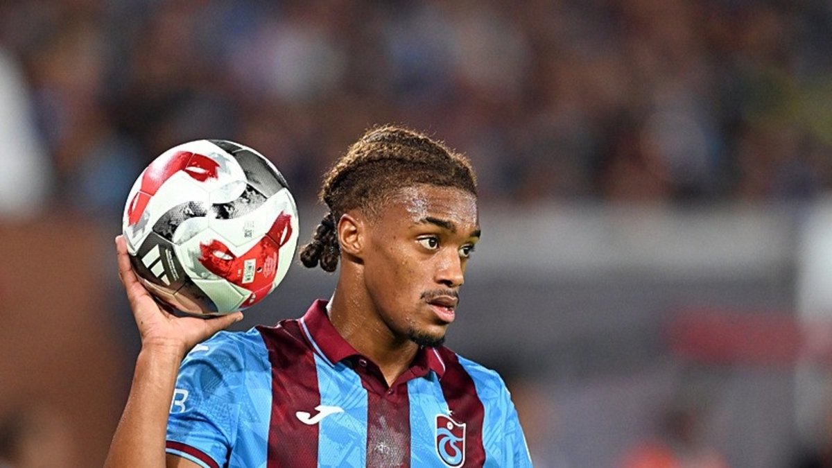 Trabzonspor'da sakatlık şoku! Wagner Pina oyuna devam edemedi Trabzonspor'da sakatlık şoku! Wagner Pina oyuna devam edemedi