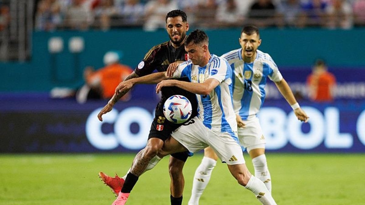 Arjantin 2-0 Peru (MAÇ SONUCU-ÖZET) | Arjantin grubu lider bitirdi!