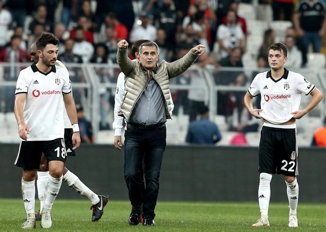 Åenol GüneÅten abisine sert gönderme: Tezgah!