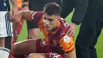 Üzgün ve pişmanım