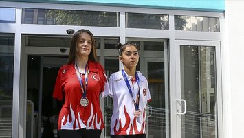 Sümeyye Boyacı ve Sevilay Öztürk finalde!