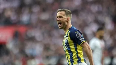 Filip Novak kendine geldi