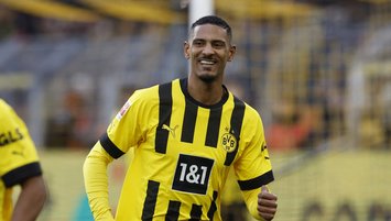 Haller scores his 1st Borussia Dortmund goal on World Cancer Day