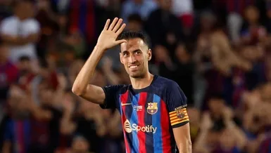 Busquets yuvaya döndü