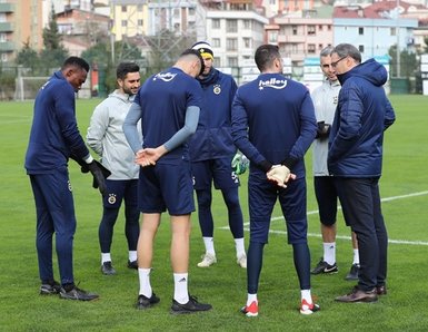 Fenerbahçe’nin yeni kaleci antrenörü Alper Boğuşlu