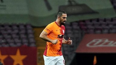 Son dakika transfer haberi: Arda Turan 1 yıl daha Galatasaray'da!