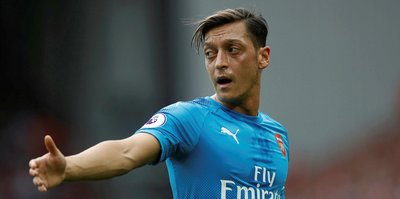 Borussia Dortmund Mesut Özil’i istiyor