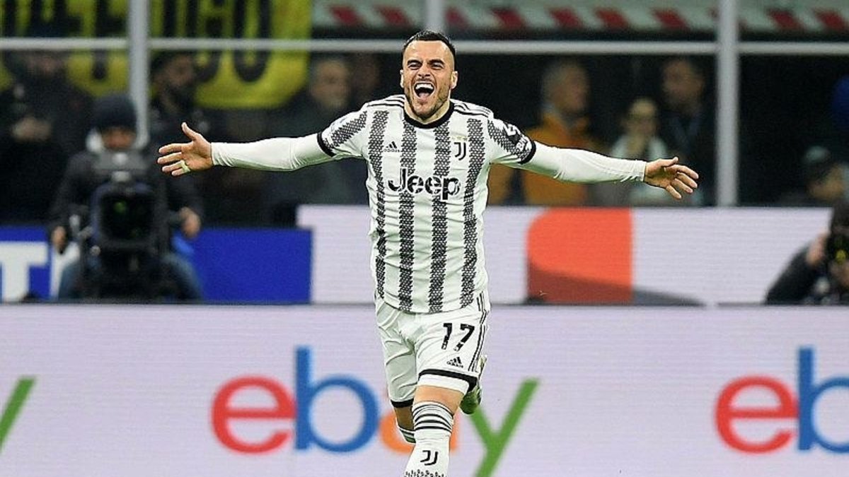 TRANSFER HABERİ - Fenerbahçe Filip Kostic'i kadrosuna kattı! İşte İstanbul'a geliş saati TRANSFER HABERİ - Fenerbahçe Filip Kostic'i kadrosuna kattı! İşte İstanbul'a geliş saati