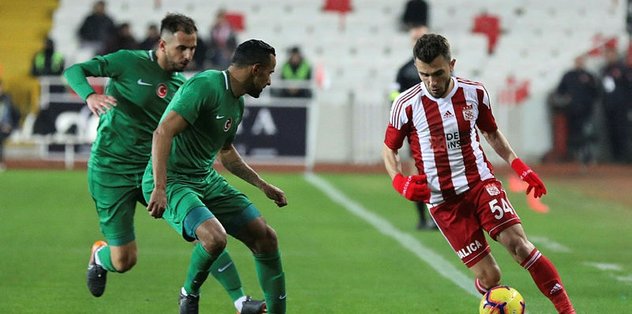 Akhisarspor'da tehlike çanları çalıyor