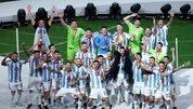 Dünya Arjantin ve Messi’yi konuşuyor! İşte atılan manşetler