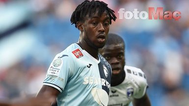 Galatasaray ve Beşiktaş transferde karşı karşıya! Transferi kendi açıkladı...