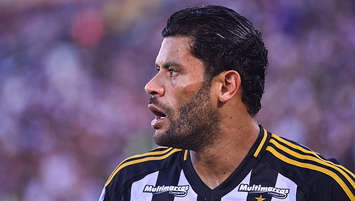 39 yaşındaki Hulk'tan nefis frikik!