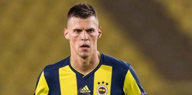 Skrtel pes ediyor!