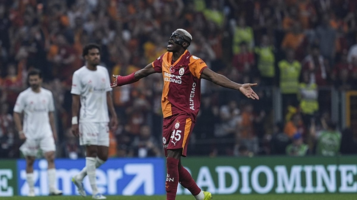 Osimhen'den Fenerbahçe'ye şok sözler! Şampiyonluk sonrası yayın açtı ve...