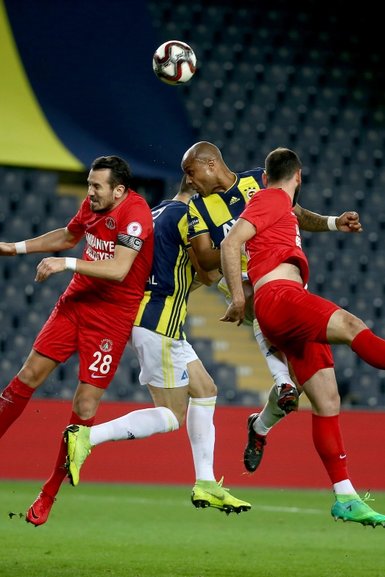 Fenerbahçe - Ümraniyespor maçının ardından şok tezahürat!
