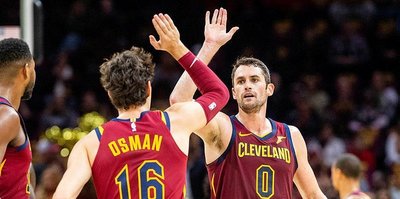 Cedi'den Hawks potasına 12 sayı