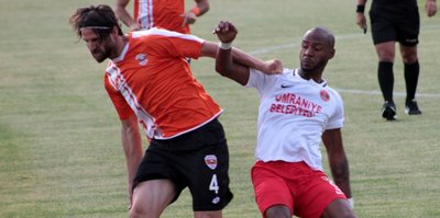 Ümraniyespor, Adanaspor'u 2-1 mağlup etti