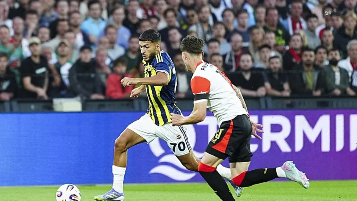 Fenerbahçeli yıldızdan flaş hareket! Gelen tepkiler sonrasında…