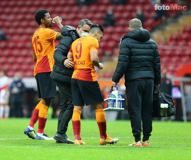 Son dakika Galatasaray haberi: Ümit Karan'dan Mostafa Mohamed yorumu! "Birkaç vole vursun..."