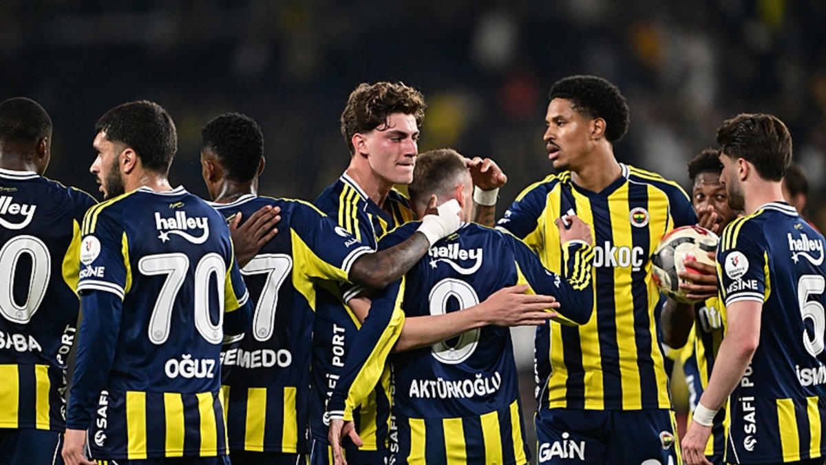 Fenerbahçe'nin Şampiyonlar Ligi'nde muhtemel rakipleri kesinleşti!