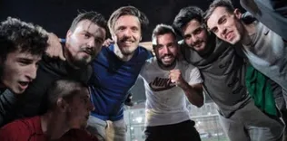 Emre Çolak, futbol turnuvasını ziyaret etti