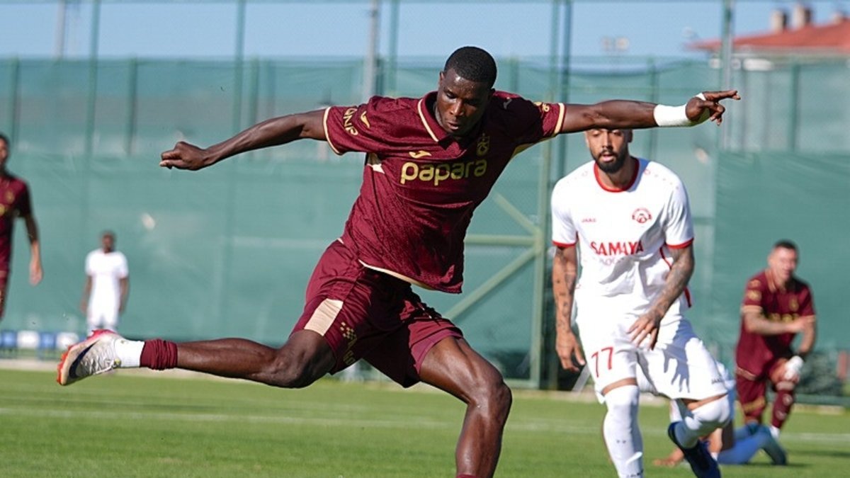 Trabzonspor'da Onuachu şanssızlığı! Maçı yarıda bıraktı Trabzonspor'da Onuachu şanssızlığı! Maçı yarıda bıraktı