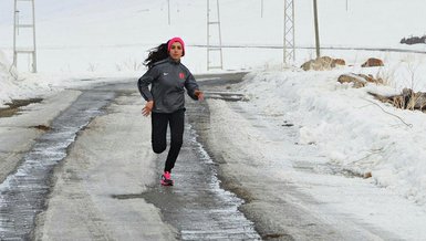 Ardahan’da açan bir çiçek Gülcan Palavan