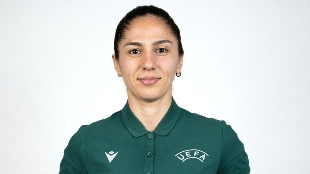 Trendyol Süper Lig'de 22 yıl sonra ilk kez bir kadın orta hakem görev yapacak!