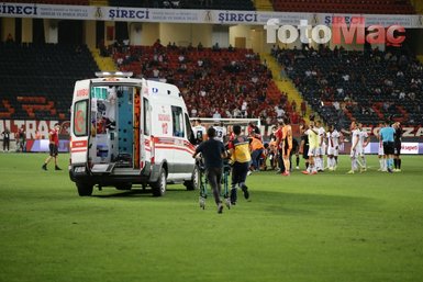 Son dakika spor haberi: N’Sakala Gaziantep - Beşiktaş maçında fenalaştı! Ambulansla hastaneye kaldırıldı