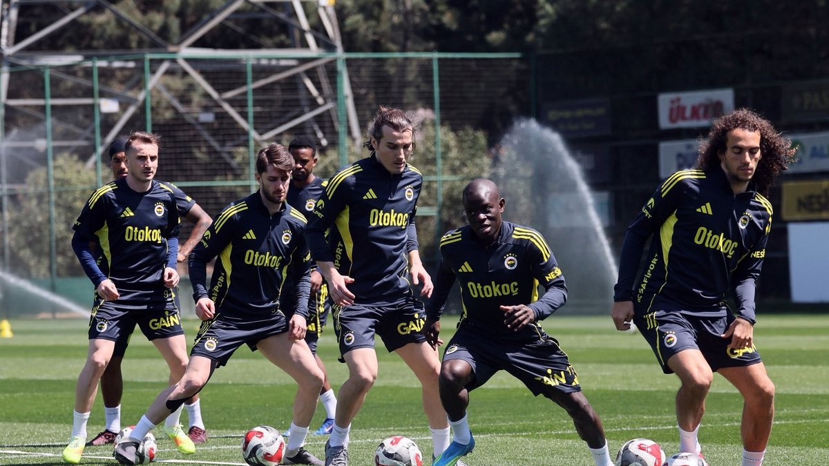 Fenerbahçe'de, Tümosan Konyaspor maçı hazırlıkları tamamlandı!