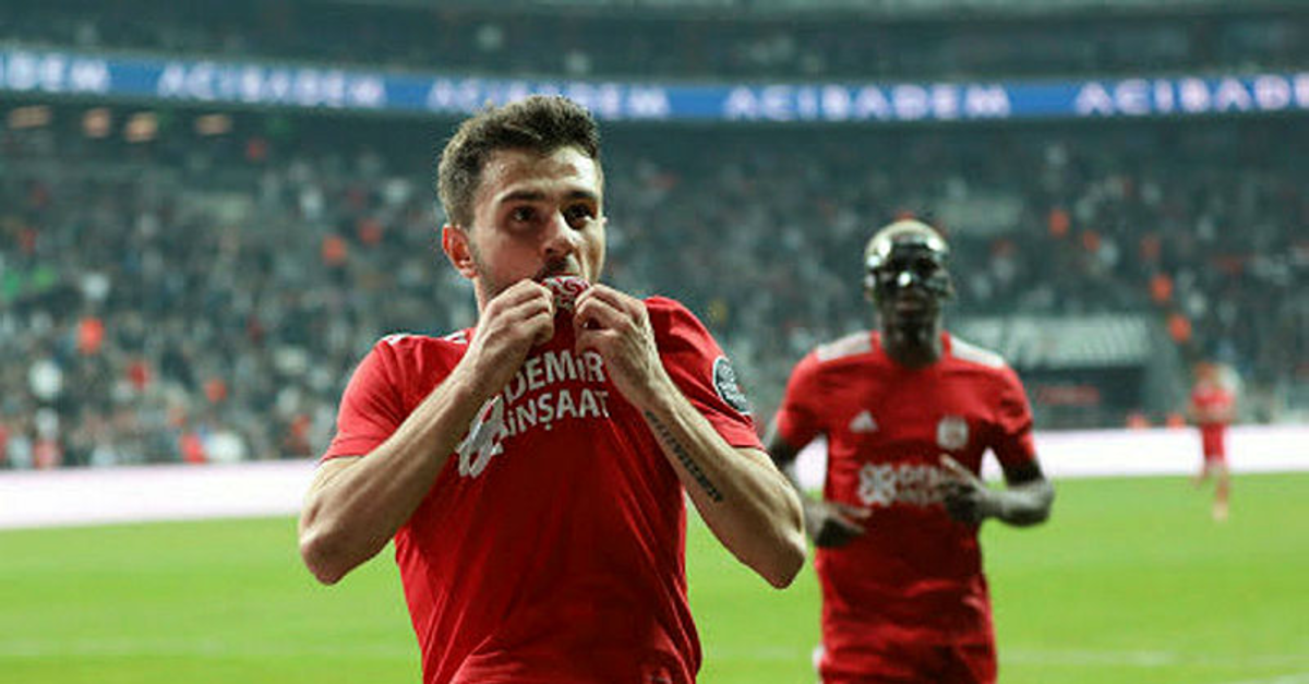 Emre Kilinc In Galatasaray A Maliyeti Ortaya Cikti Son Dakika Galatasaray Haberleri Fotomac