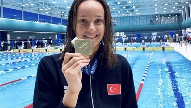 Milli yüzücü Viktoria Zeynep Güneş Dünya Yüzme Kupası'nda altın madalyayı kaptı!