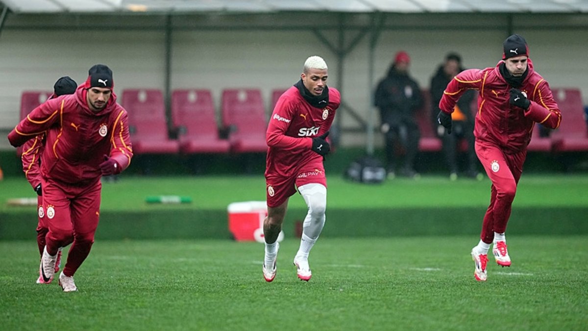 AZ Alkmaar mesaisi AZ Alkmaar mesaisi