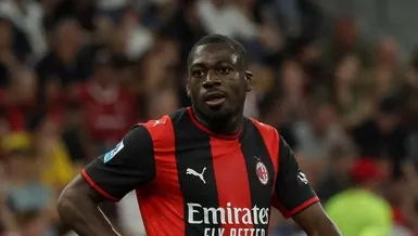 Ortaya Fofana ve Willock