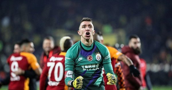 Muslera Surprizi 5 Buyuk Ligden Son Dakika Galatasaray Haberleri Fotograflari Fotomac