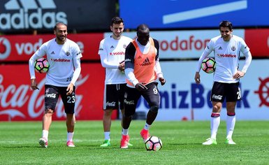 Beşiktaş’ta neşeli antrenman