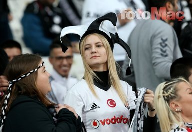 Beşiktaş-Galatasaray mücadelesinden kareler
