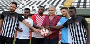 Manisaspor’da 5 imza