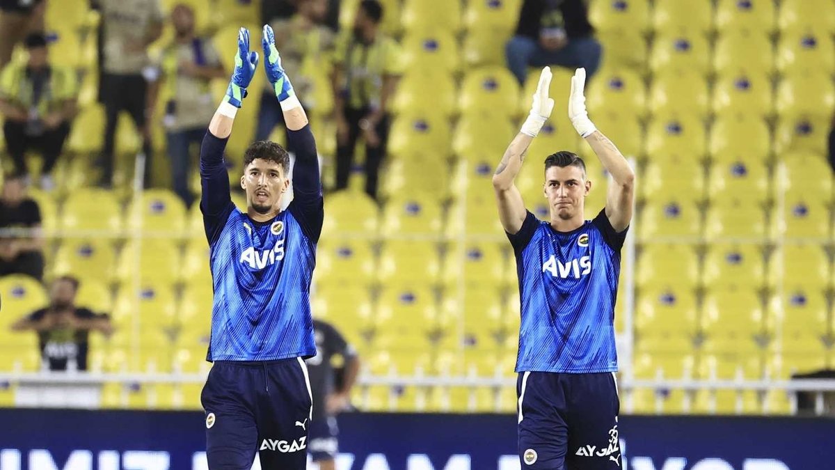 Fenerbahçe kaleci transferinde rotayı eski futbolcusuna çevirdi!