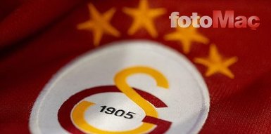 Galatasaray tarihinde bir ilk! Sözleşmeler...