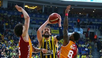 Basketbolda dev maç